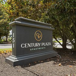 exterior view at Century Plaza, located in Greenville, SC
